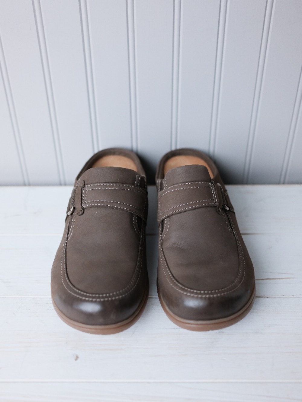 Clarks Collection Raleigh Viola Brown Nubuck Mule Clogs Women’s 9.5W EU 41